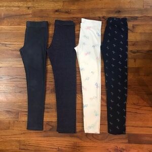 Girls Bottoms Leggings Pants 4 Pc Bundle
2-Denim Jean Color, Blue w/ Unicorns